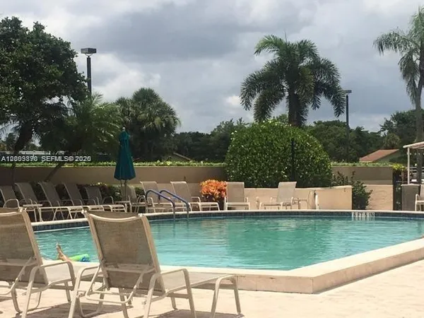 $190,000 | 5200 Northwest 31st Avenue, Unit 155, Fort Lauderdale, FL 33309