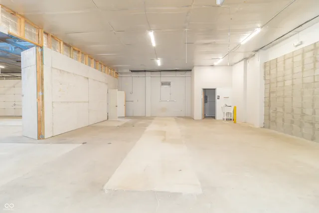 $2,500 | 1166 South 25th Street East, Unit B/C/D, Greenfield, IN 46140