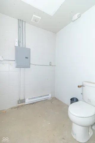 $2,500 | 1166 South 25th Street East, Unit B/C/D, Greenfield, IN 46140