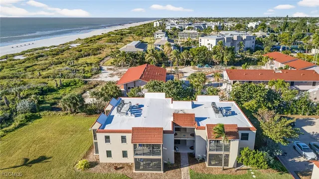 a view of house with yard