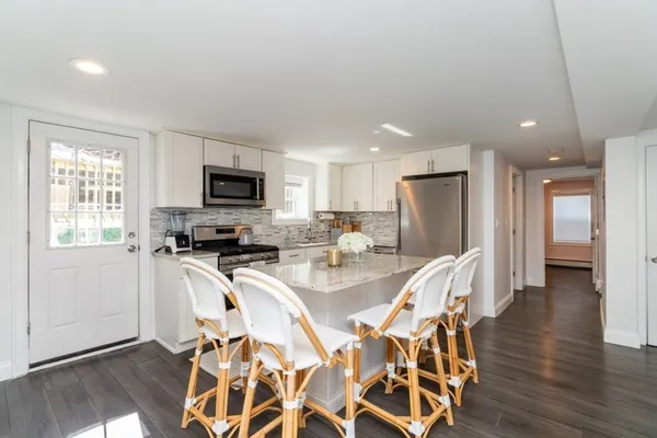 $519,000 | 43 Sagamore Avenue, Unit 1, Winthrop, MA 02152