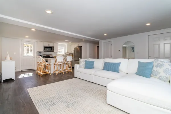 $519,000 | 43 Sagamore Avenue, Unit 1, Winthrop, MA 02152