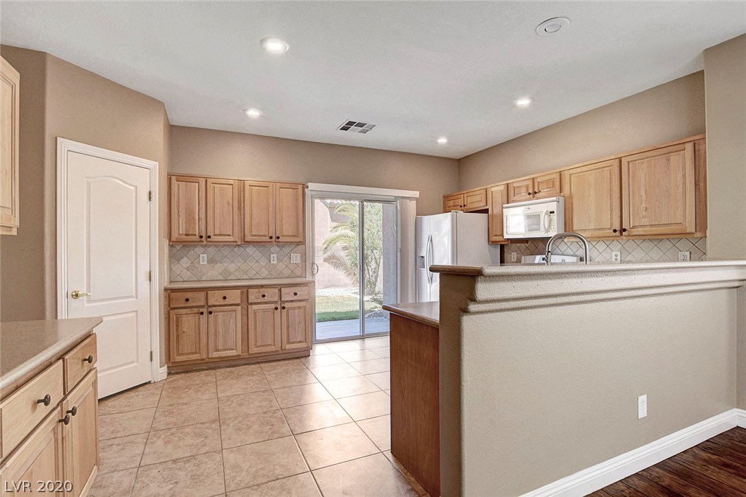 1316 Spice Ridge Court Henderson, NV 89012 - Photo 11 of 50 Gallery Image 11