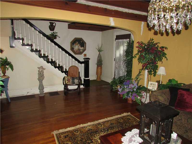 205 Highway 31 Ruffs Dale, PA 15679 - Photo 8 of 25 Living Room.