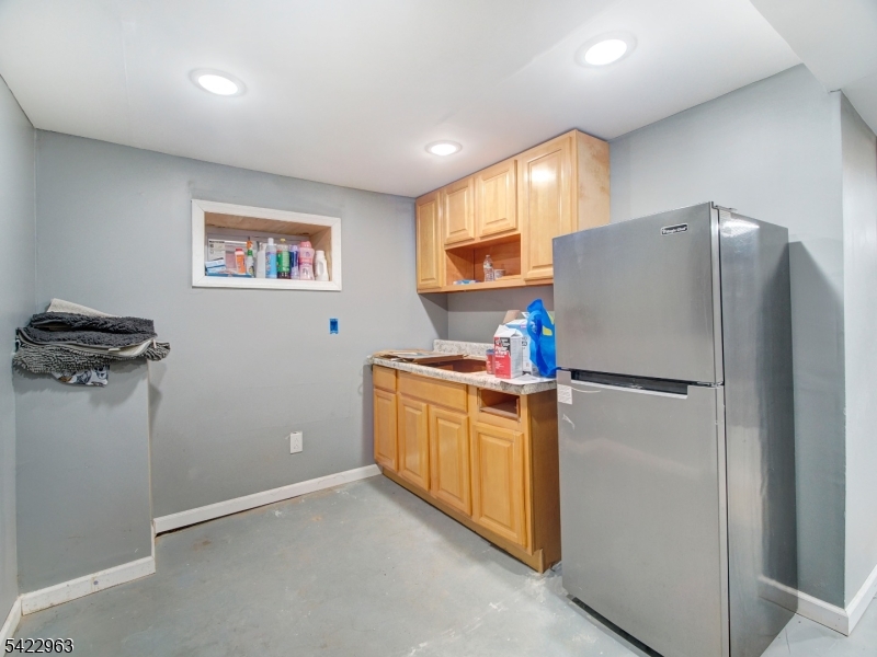 271 Washington Street Orange, NJ 07050 - Photo 25 of 30