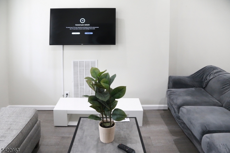 271 Washington Street Orange, NJ 07050 - Photo 4 of 30