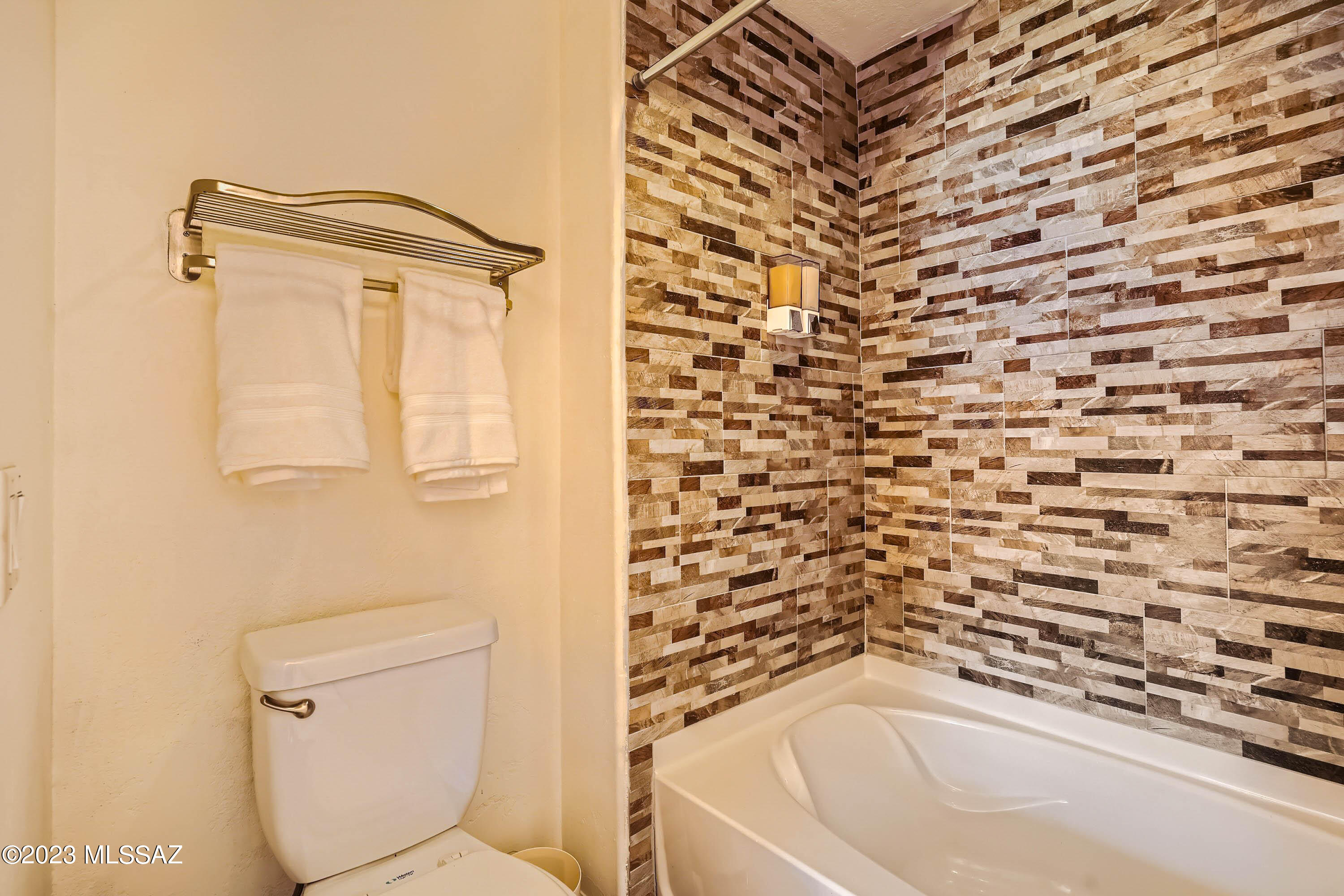 2550 East River Road, Unit 1103 Tucson, AZ 85718 - Photo 17 of 33