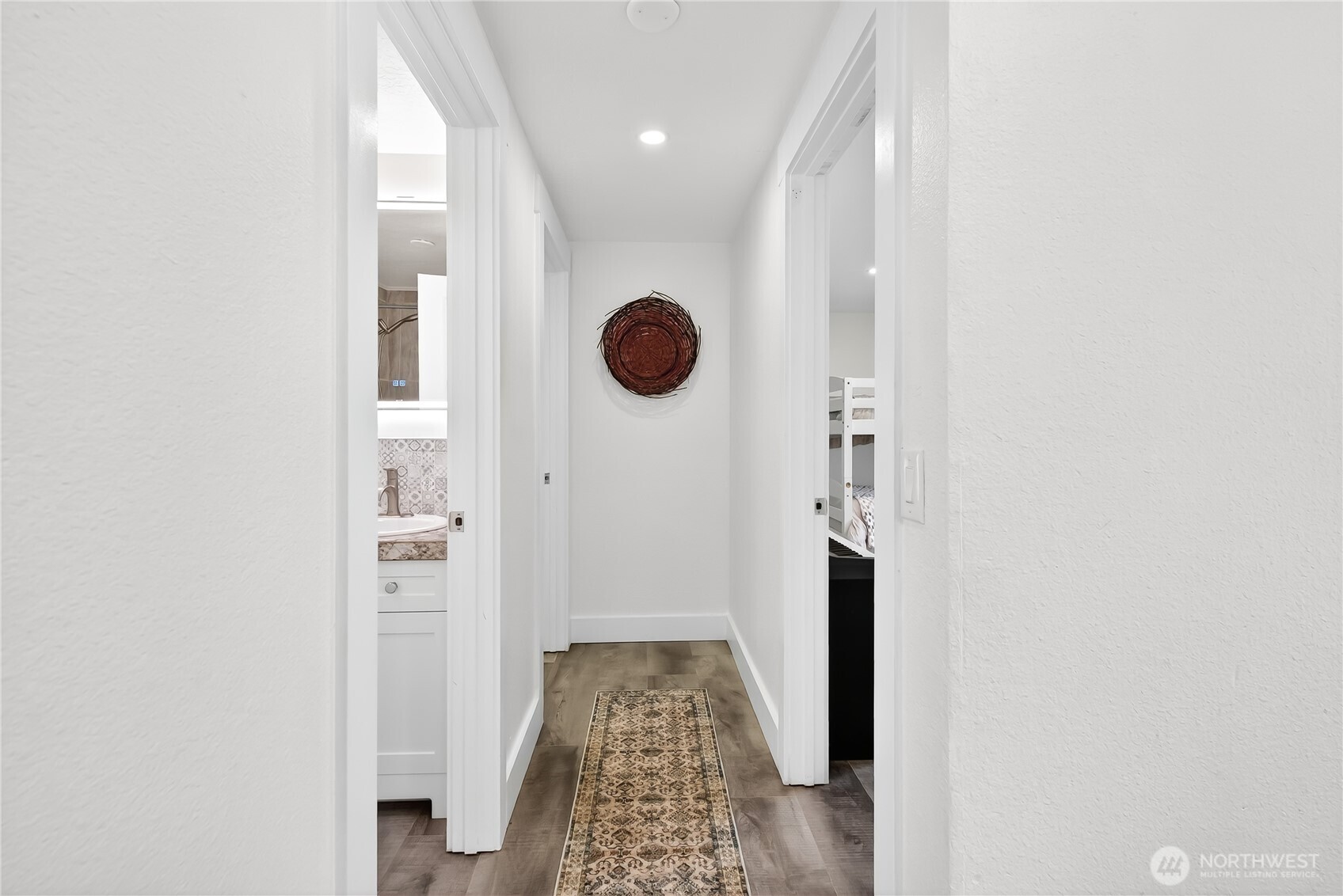 6583 Goodwin Road Everson, WA 98247 - Photo 20 of 40 a view of bathroom