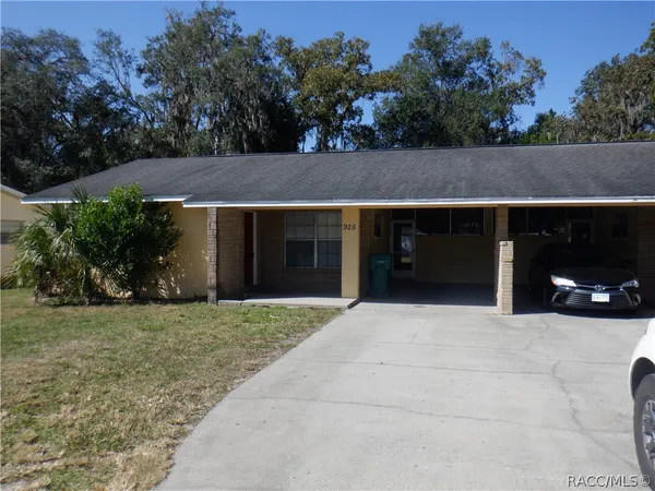 $1,150 | 925 East Turner Camp Road, Inverness, FL 34453