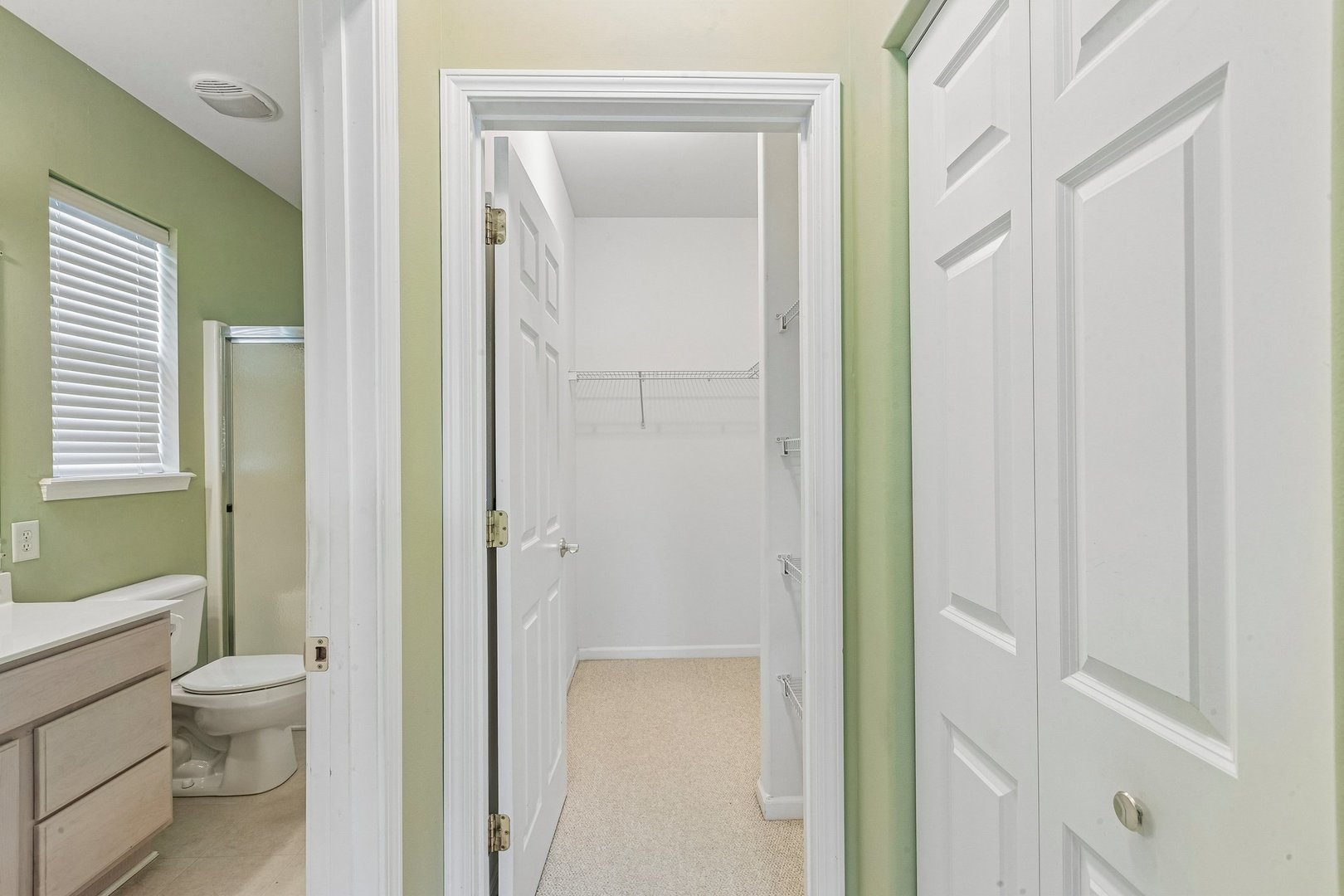 226 Rodeo Drive Grayslake, IL 60030 - Photo 18 of 43