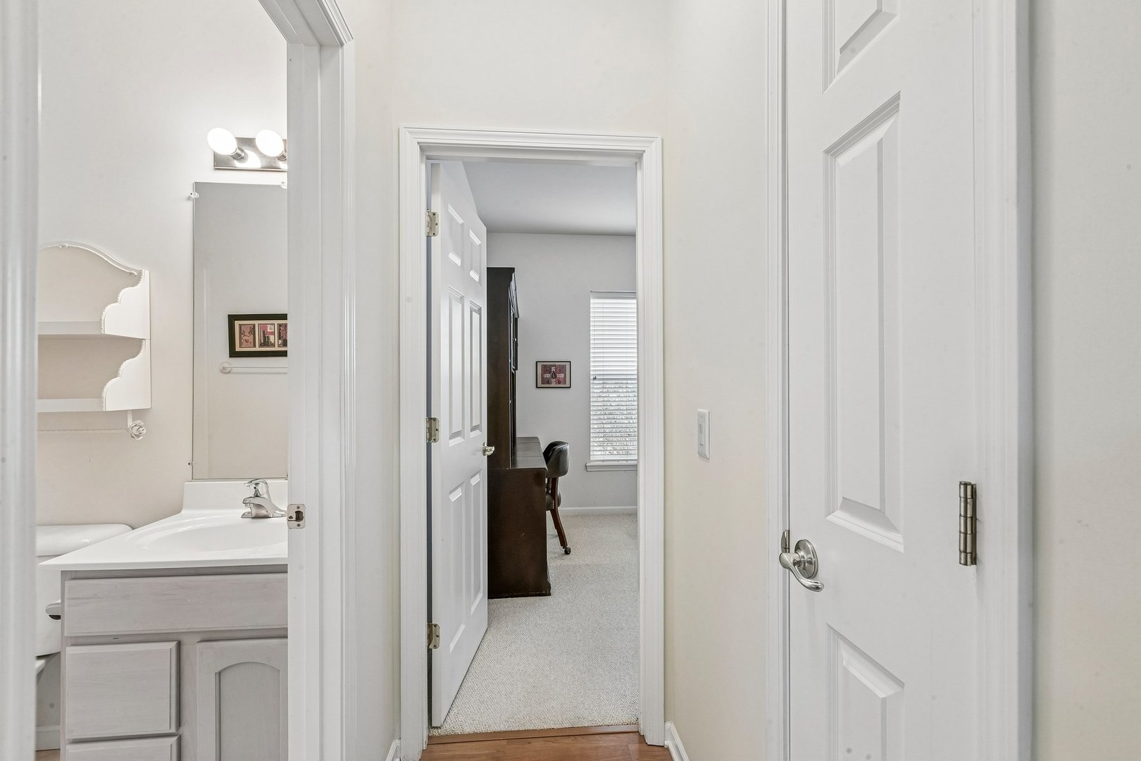 226 Rodeo Drive Grayslake, IL 60030 - Photo 21 of 43