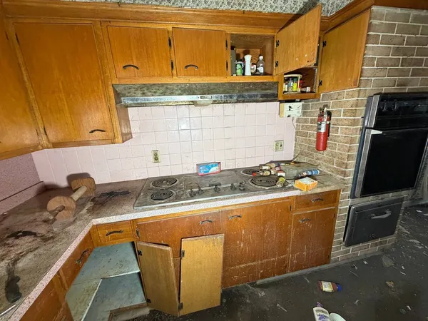 a view of storage and utility room