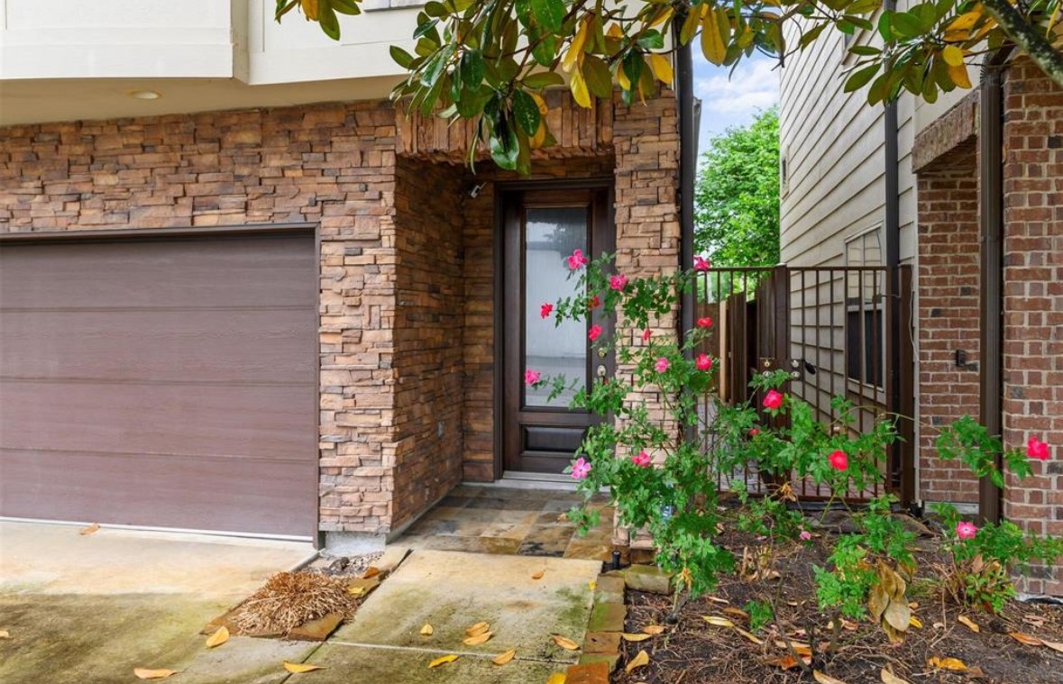 1215 Roberts Street Houston, TX 77003 - Photo 3 of 20 a view of path along with house and trees