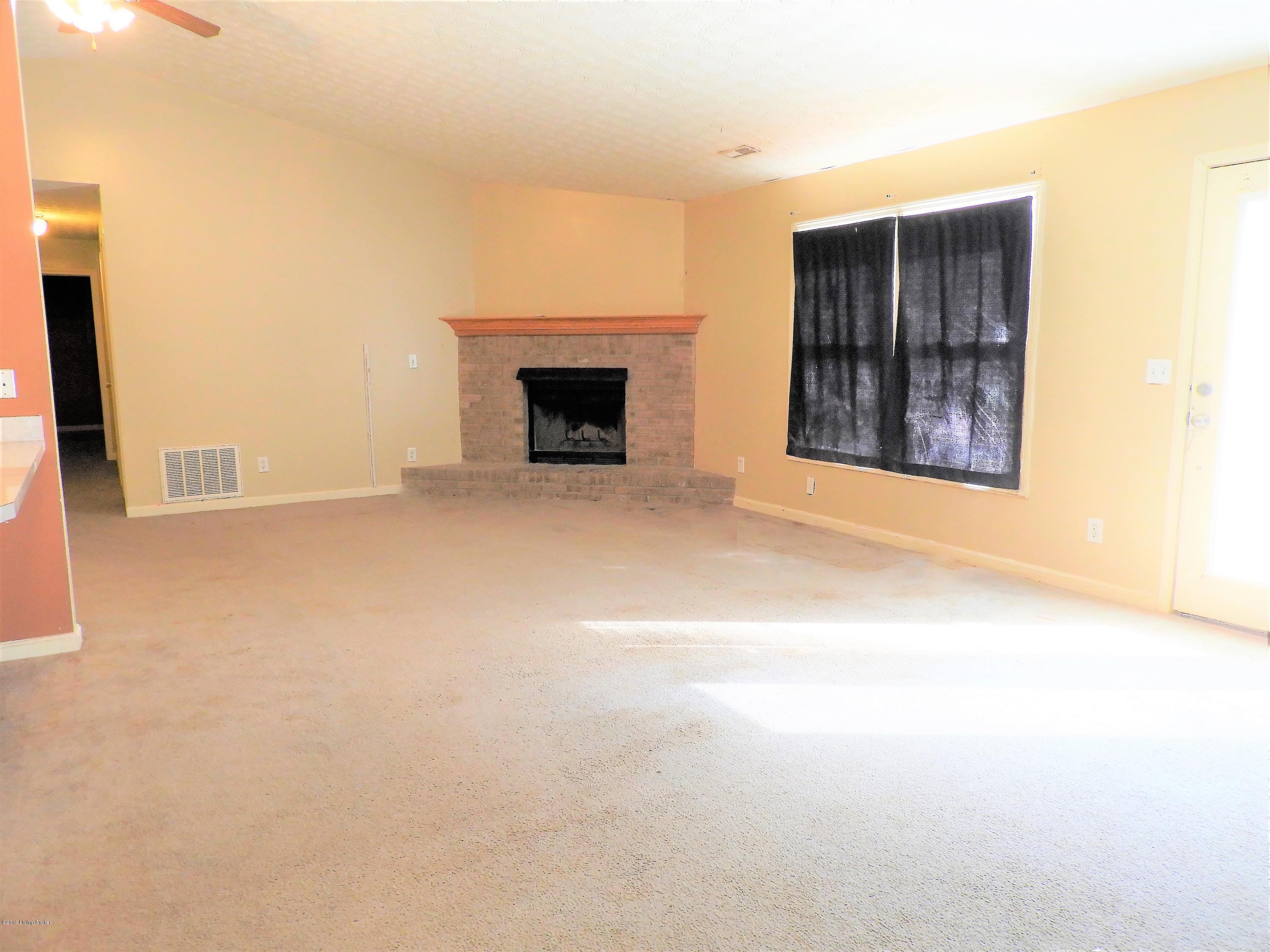 1669 Martin Hill Road Shepherdsville, KY 40165 - Photo 9 of 27 DSCN0623