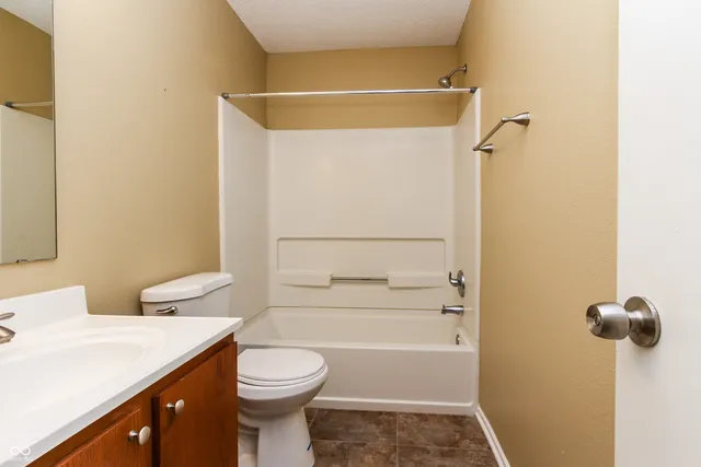 $1,690 | 1766 Blue Grass Parkway, Greenwood, IN 46143