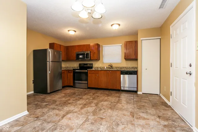 $1,690 | 1766 Blue Grass Parkway, Greenwood, IN 46143