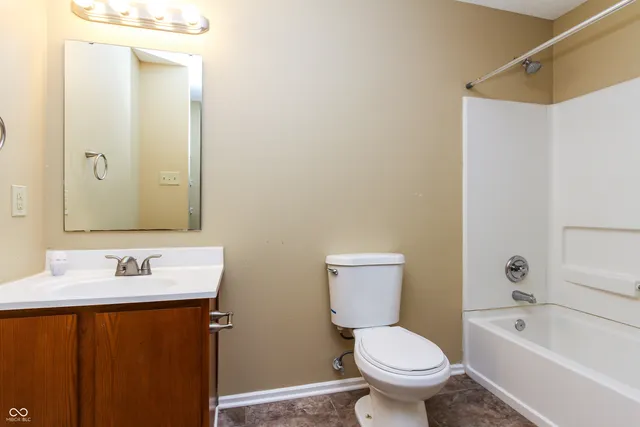 $1,690 | 1766 Blue Grass Parkway, Greenwood, IN 46143