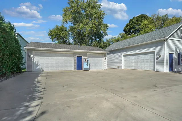 $469,900 | N116W16416 Main Street, Germantown, WI 53022