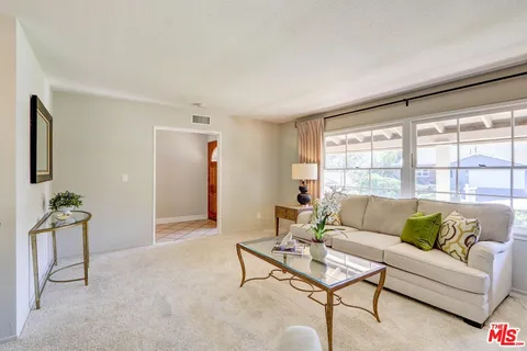 $1,125,000 | 1771 Calle Artigas, Thousand Oaks, CA 91360