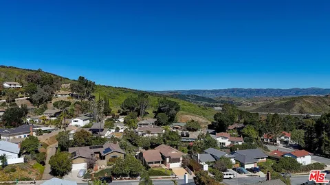 $1,125,000 | 1771 Calle Artigas, Thousand Oaks, CA 91360