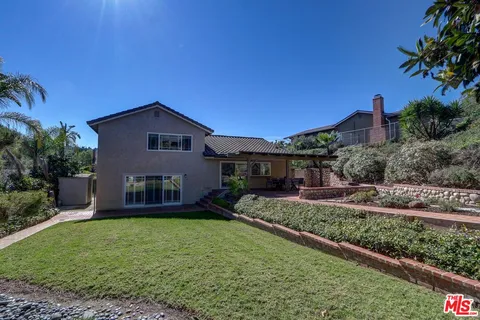 $1,125,000 | 1771 Calle Artigas, Thousand Oaks, CA 91360