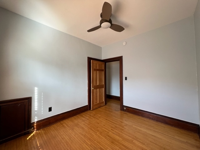532 South Street Elgin, IL 60123 - Photo 25 of 43 a view of empty room with wooden floor