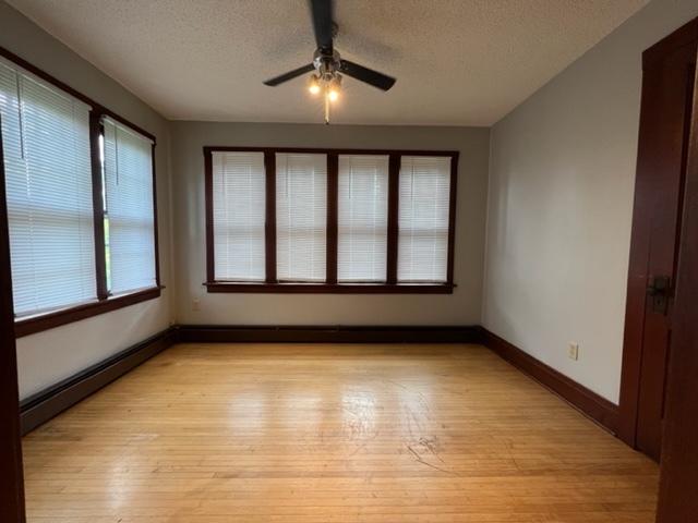 532 South Street Elgin, IL 60123 - Photo 33 of 43 a view of an empty room with windows