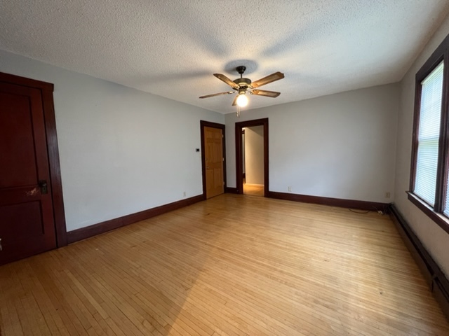 532 South Street Elgin, IL 60123 - Photo 35 of 43 a view of an empty room with a window