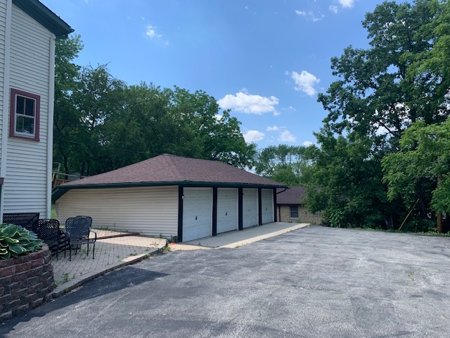 532 South Street Elgin, IL 60123 - Photo 41 of 43 a house with a outdoor space