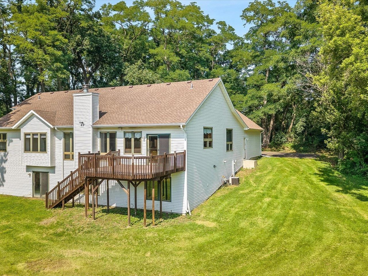 7519 Burr Oak Road Roscoe, IL 61073 - Photo 48 of 58 Gallery Image 48