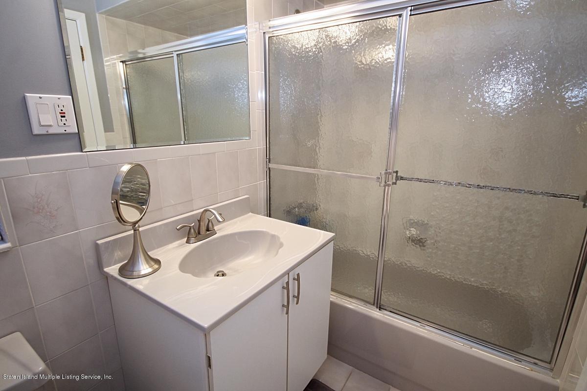 195 Beach Road Staten Island, NY 10312 - Photo 22 of 38 Full Bathroom - 4th Level