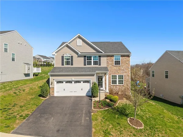 $575,000 | 607 Saddle Court, Coraopolis, PA 15108