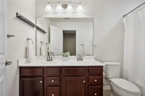 $575,000 | 607 Saddle Court, Coraopolis, PA 15108