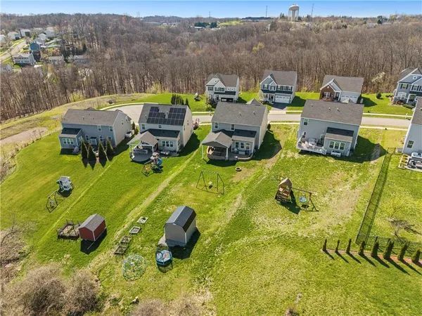 $575,000 | 607 Saddle Court, Coraopolis, PA 15108