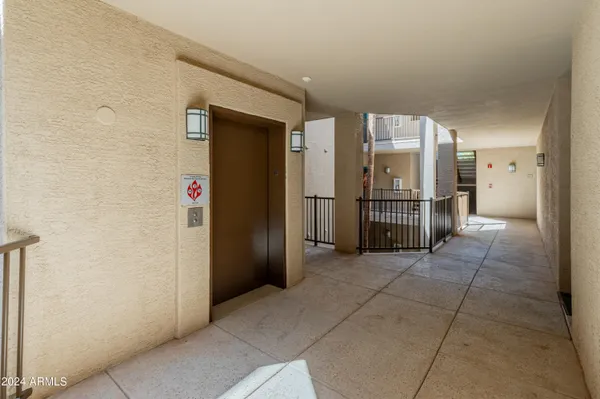 $172,000 | 14950 West Mountain View Boulevard, Unit 1208, Surprise, AZ 85374