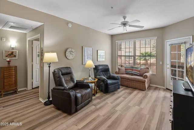 $189,900 | 14950 West Mountain View Boulevard, Unit 1208, Surprise, AZ 85374