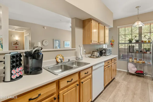 $189,900 | 14950 West Mountain View Boulevard, Unit 1208, Surprise, AZ 85374