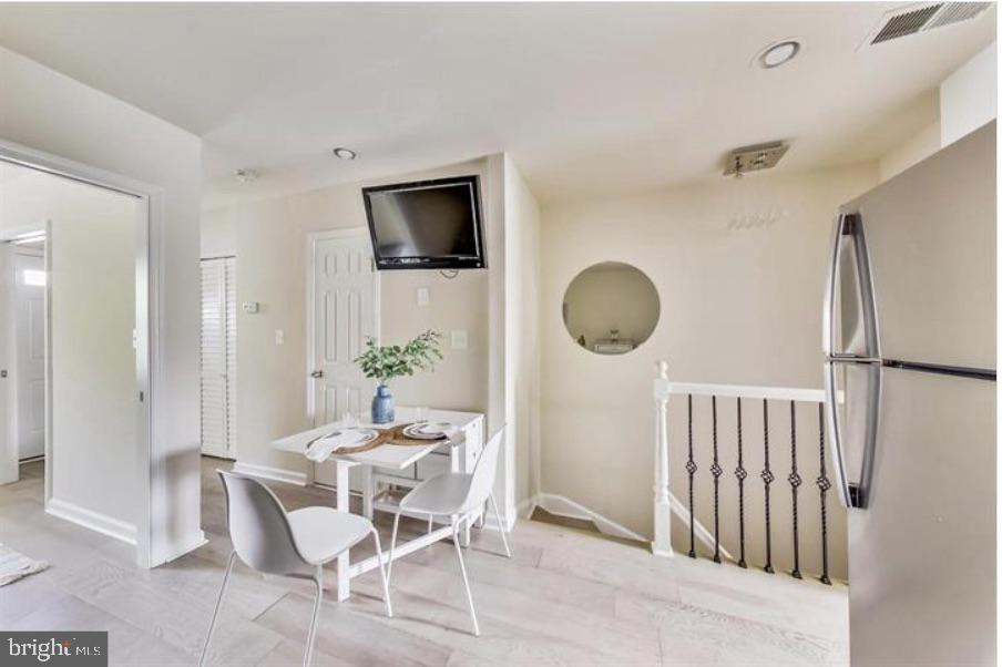 1720 H Street Northeast, Unit B Washington, DC 20002 - Photo 4 of 29 Bright and airy dining nook awaits.