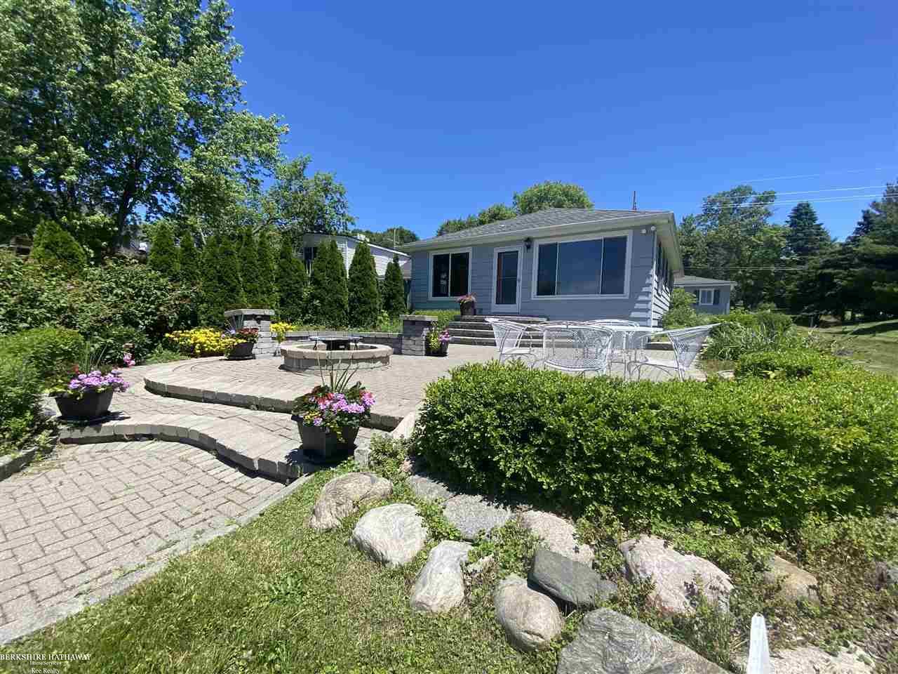 1845 Rochester Road Leonard, MI 48367 - Photo 1 of 32 Gallery Image 1