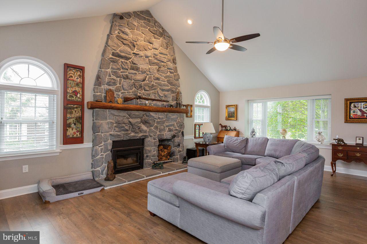 307 Harvest Drive Lititz, PA 17543 - Photo 21 of 120