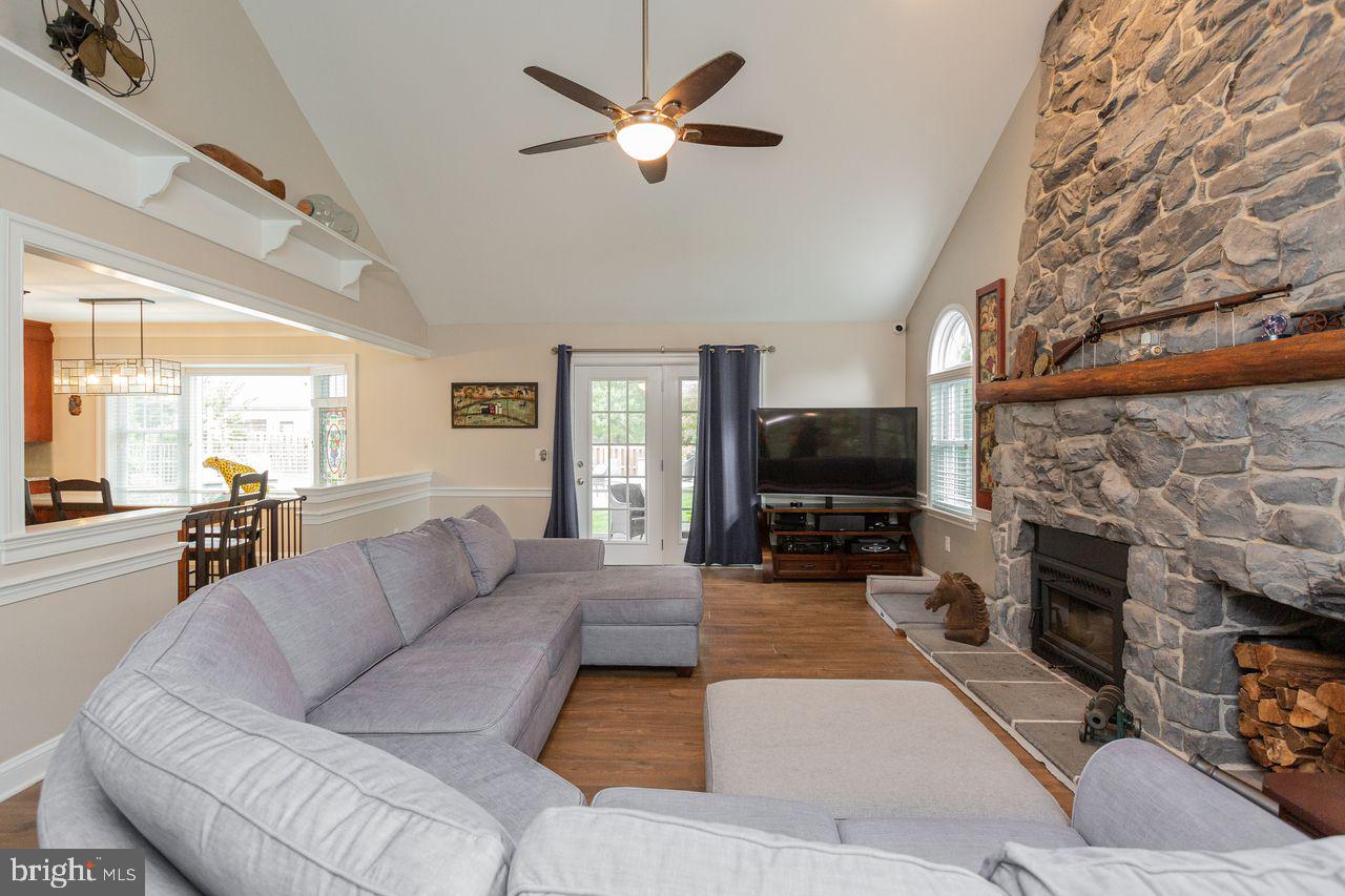 307 Harvest Drive Lititz, PA 17543 - Photo 26 of 120