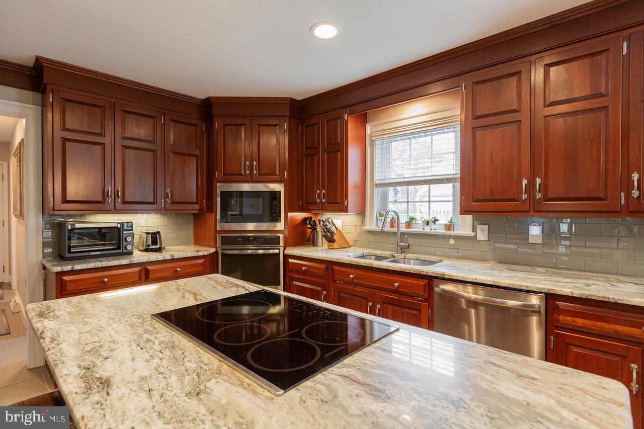 307 Harvest Drive Lititz, PA 17543 - Photo 33 of 120