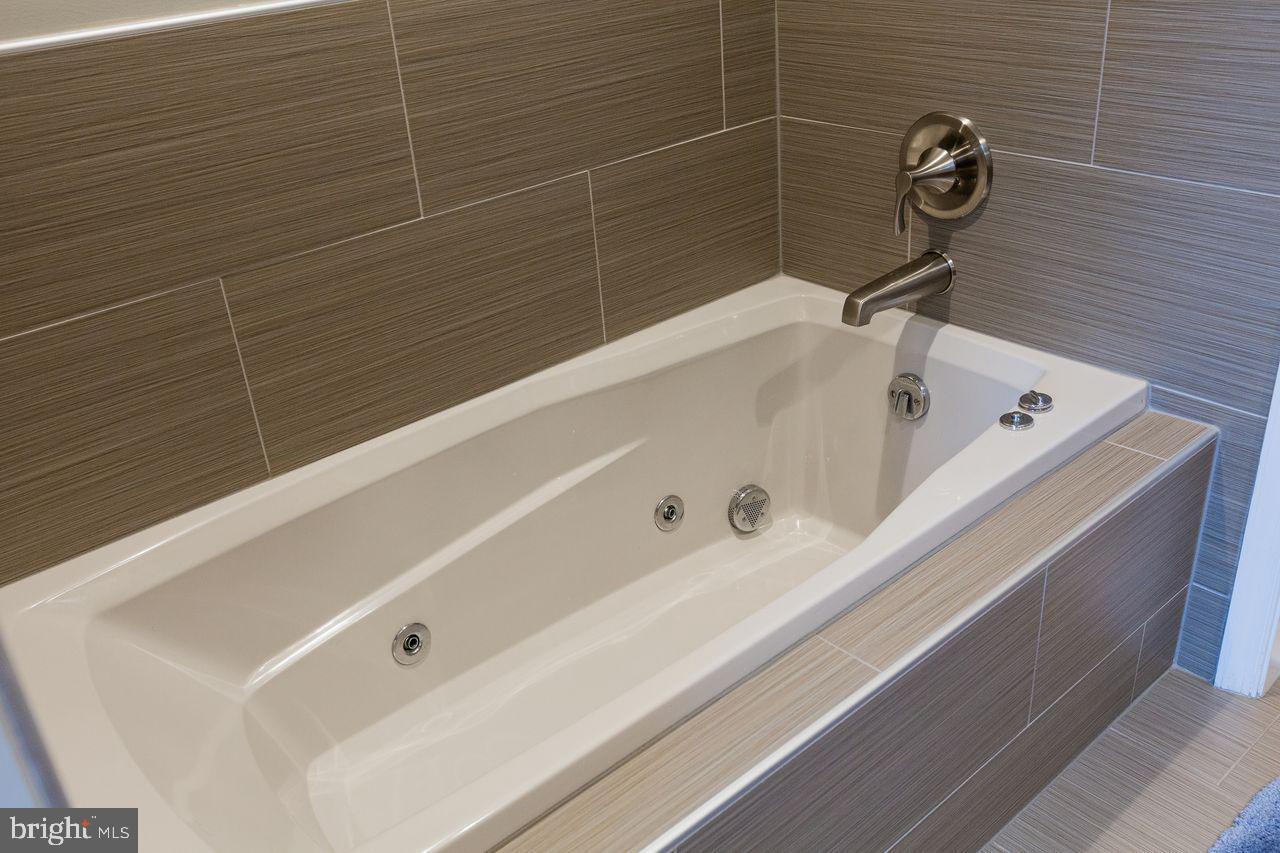 307 Harvest Drive Lititz, PA 17543 - Photo 48 of 120