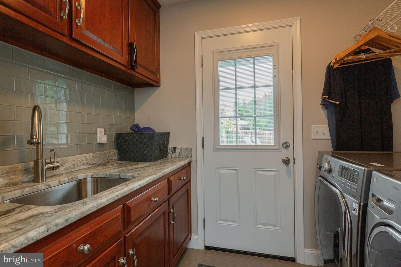 307 Harvest Drive Lititz, PA 17543 - Photo 61 of 120