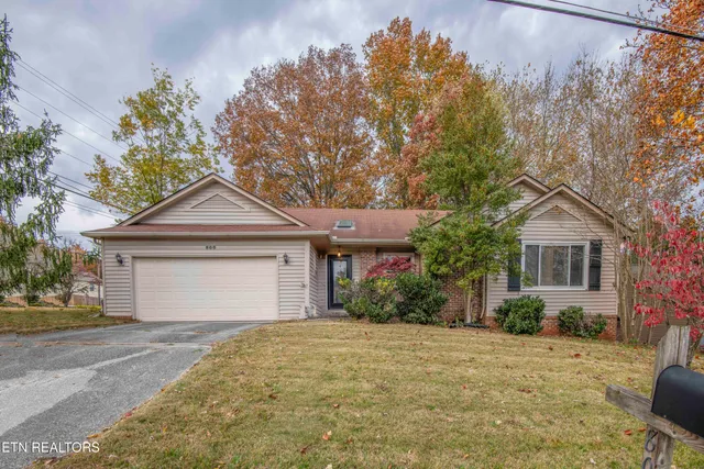 $430,000 | 800 Smoke Creek Road, Knoxville, TN 37934