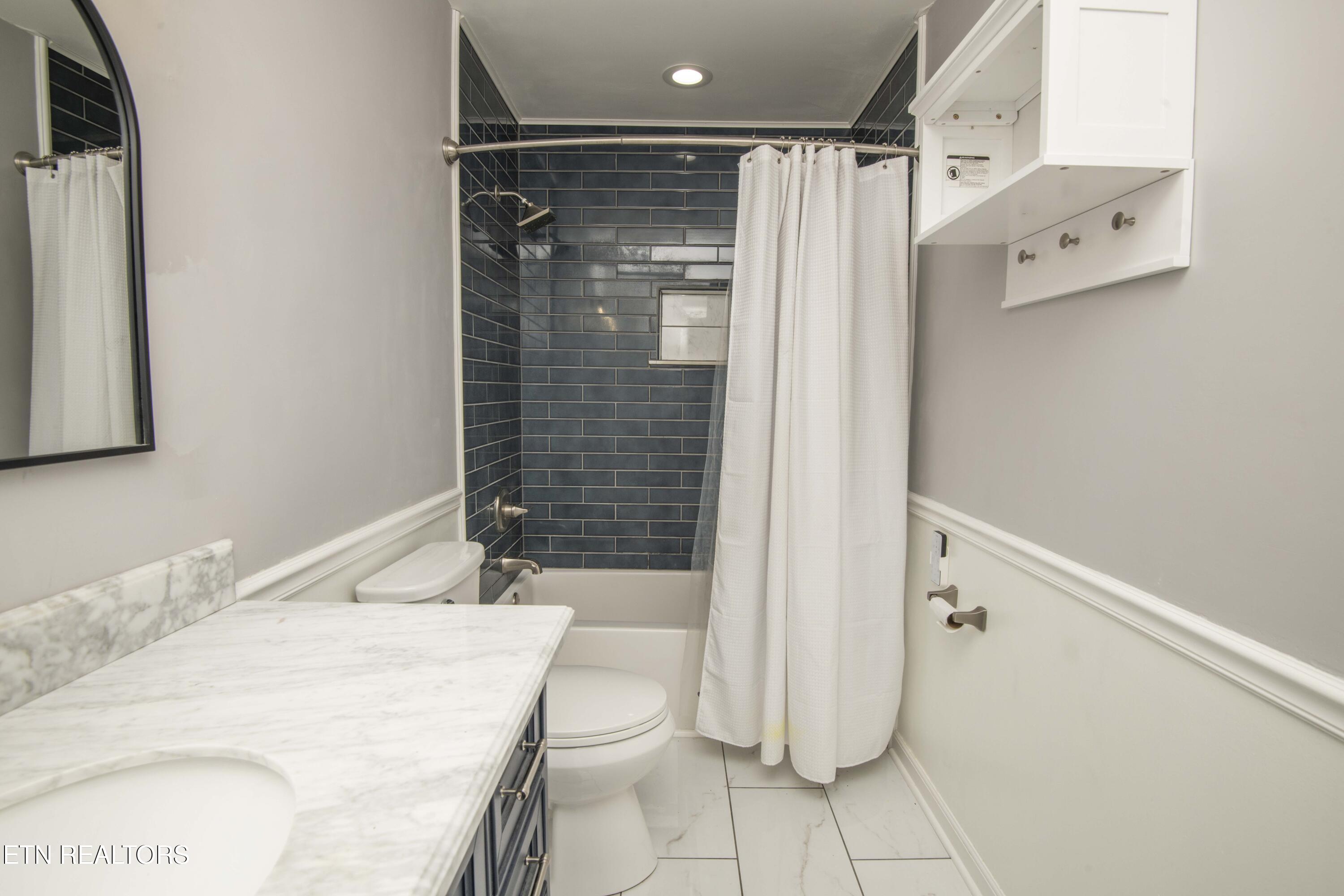 800 Smoke Creek Road Knoxville, TN 37934 - Photo 22 of 30 second bath_1