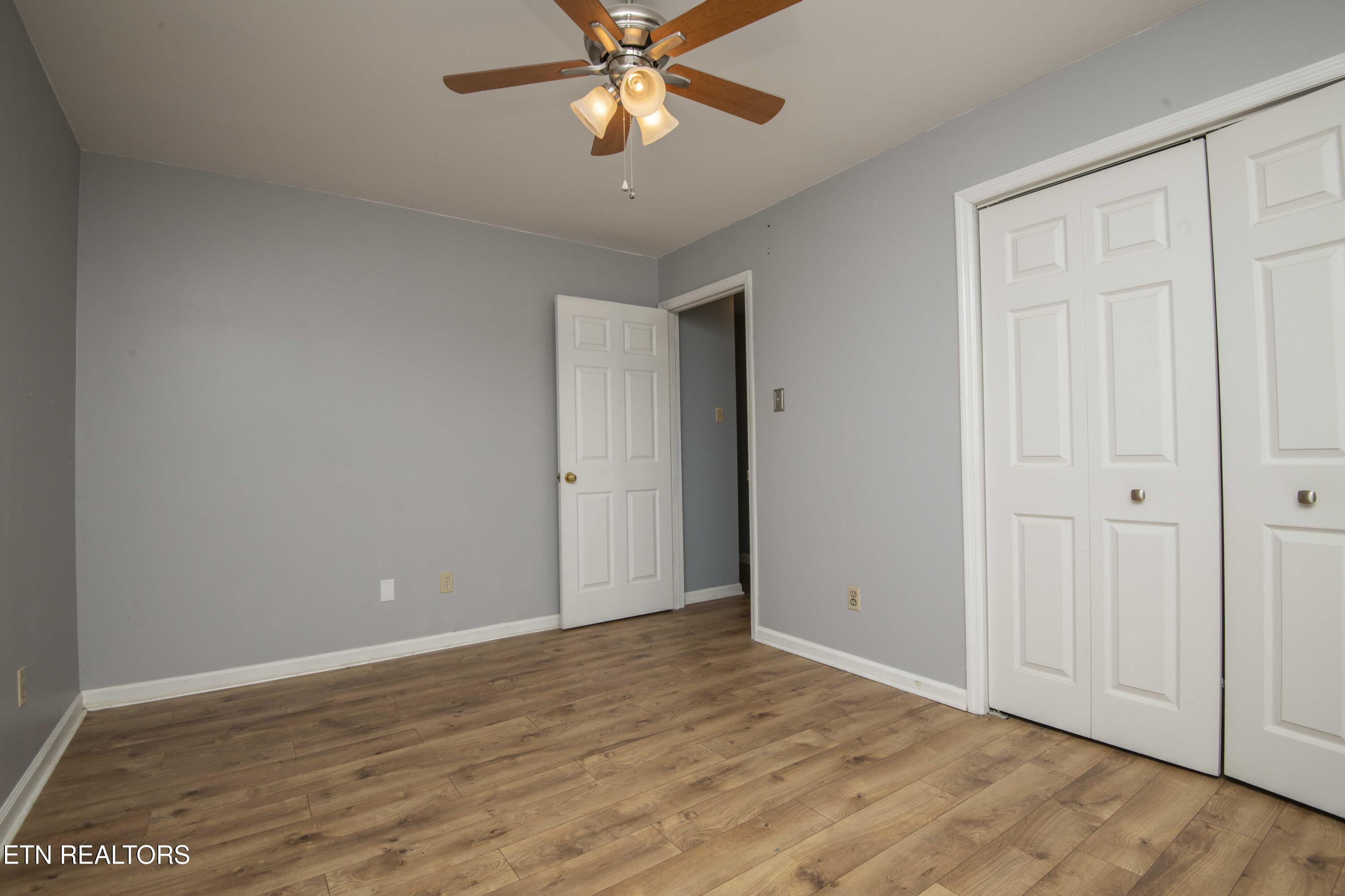 800 Smoke Creek Road Knoxville, TN 37934 - Photo 24 of 33 second bed 1_1