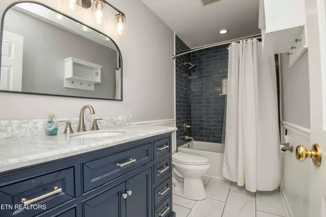 $430,000 | 800 Smoke Creek Road, Knoxville, TN 37934