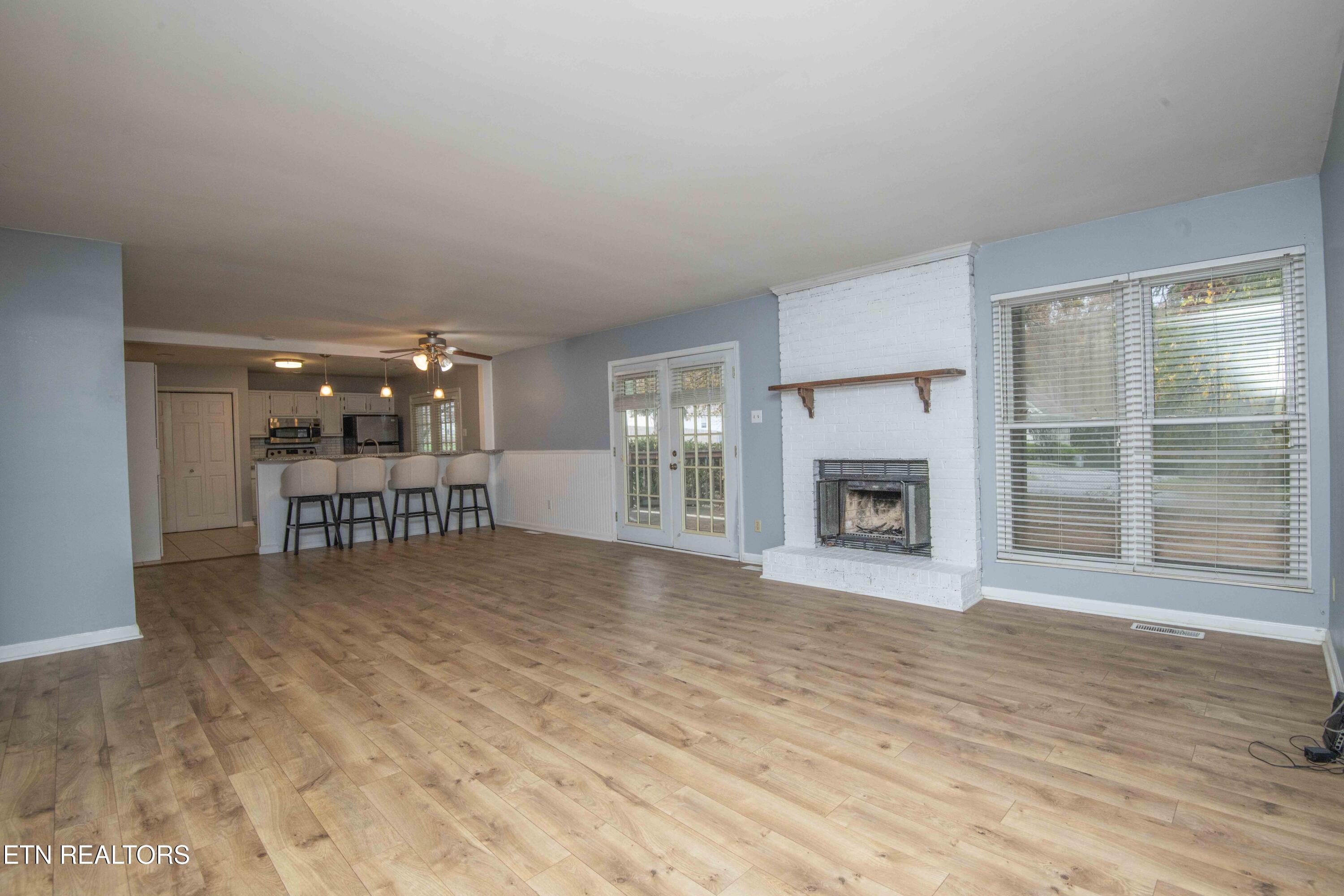 800 Smoke Creek Road Knoxville, TN 37934 - Photo 9 of 30 living 5_1