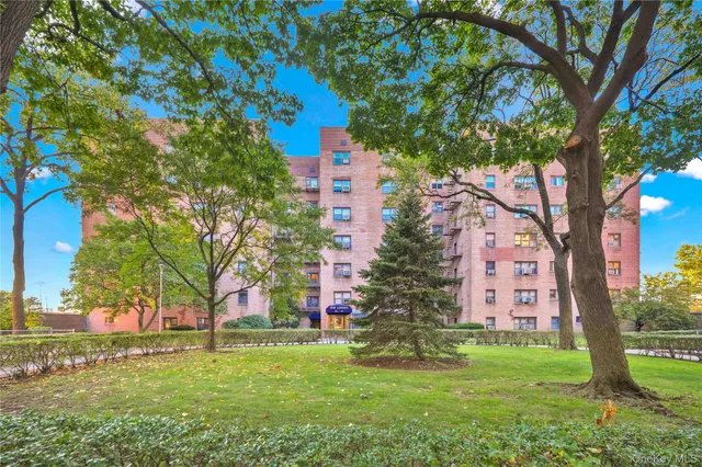 $450,000 | 29-30 137th Street, Unit 4D | Flushing